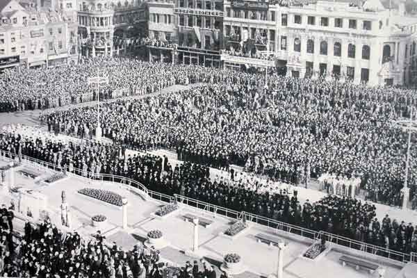 September 1938 - 
                    Memorial Gardens on view at the opening of the City Hall