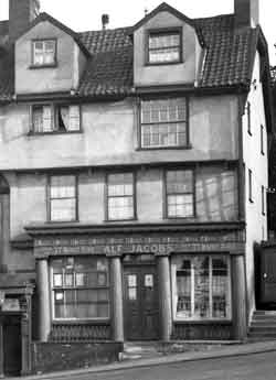 Punch Bowl, Public House, Norwich Market Place